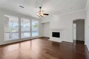 1013 Hampstead Dr, Mesquite, TX 75181 - Photo 3