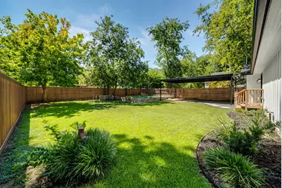 833 N Bailey Avenue, Fort Worth, TX 76107 - Photo 25