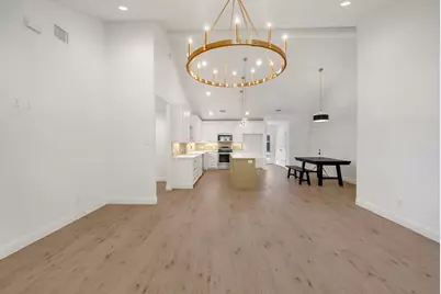 833 N Bailey Avenue, Fort Worth, TX 76107 - Photo 9