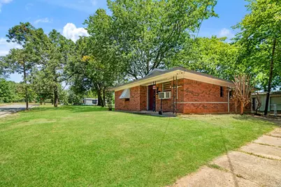 202 4th Street NW, Paris, TX 75460 - Photo 15