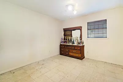 202 4th Street NW, Paris, TX 75460 - Photo 13