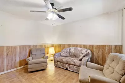 202 4th Street NW, Paris, TX 75460 - Photo 7