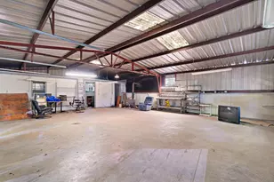 202 4th St NW, Paris, TX 75460 - Photo 3