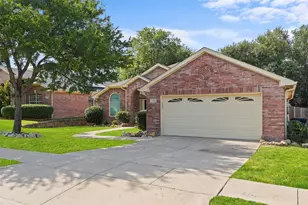 5554 Canyon Lands Dr, Fort Worth, TX 76137 - Photo 3
