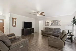 6971 Cox Ln, North Richland Hills, TX 76182 - Photo 5
