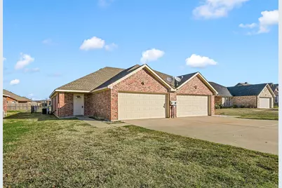 514 Harris Street, Gunter, TX 75058 - Photo 5