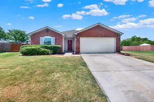 1208 Feather Crest Dr, Krum, TX 76249 - Photo 1