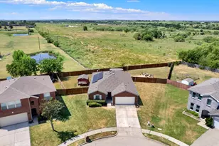 1208 Feather Crest Dr, Krum, TX 76249 - Photo 29