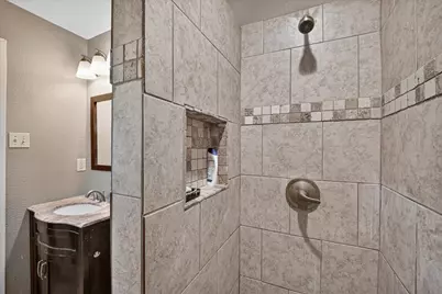 250 S Shore Place, Lewisville, TX 75067 - Photo 17