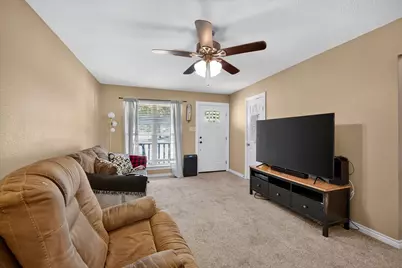 250 S Shore Place, Lewisville, TX 75067 - Photo 5