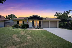 250 S Shore Pl, Lewisville, TX 75067 - Photo 1