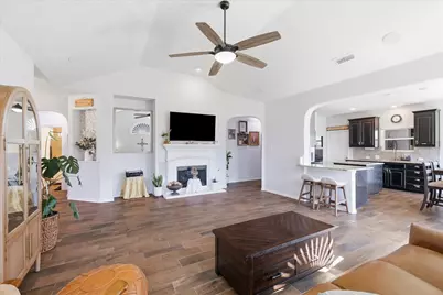5901 Glenwood Drive, Denton, TX 76208 - Photo 9