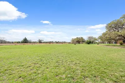 146 Indian Paint Brush Road, Eddy, TX 76524 - Photo 3