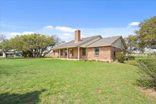 146 Indian Paint Brush Rd, Eddy, TX 76524 - Photo 5