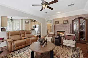 6009 Wallace Meadows Ct, Arlington, TX 76001 - Photo 15