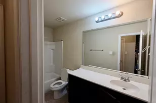 5509 Thunder Bay Dr, Fort Worth, TX 76119 - Photo 7