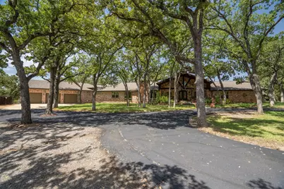 1011 Thornridge Court, Argyle, TX 76226 - Photo 3