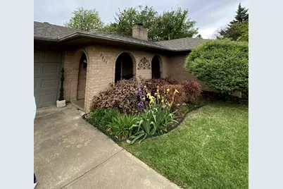 3417 Glenmont Drive, Fort Worth, TX 76133 - Photo 1