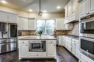 10404 Bartlett Dr, Frisco, TX 75035 - Photo 15