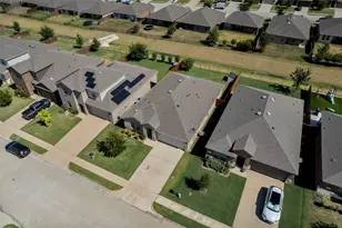 965 Fueller Dr, Aubrey, TX 76227 - Photo 35