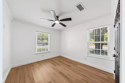 2110 Tompkins Drive, Grand Prairie, TX 75051 - Photo 19