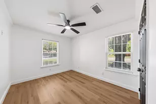 2110 Tompkins Dr, Grand Prairie, TX 75051 - Photo 19