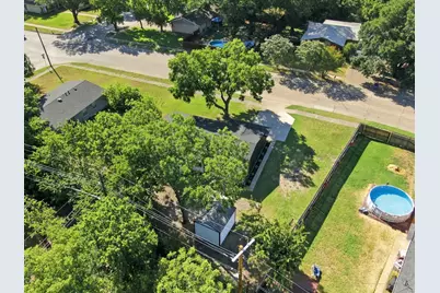 703 Casa Linda Street, Ennis, TX 75119 - Photo 29