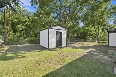 703 Casa Linda Street, Ennis, TX 75119 - Photo 25