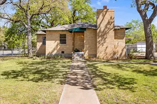 201 E 3rd St, Weatherford, TX 76086 - Photo 1