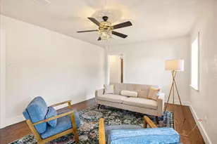201 E 3rd St, Weatherford, TX 76086 - Photo 5