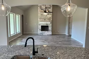 173 Crenshaw Ct, Stephenville, TX 76401 - Photo 5