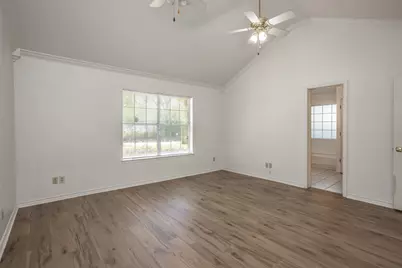 1423 S Howeth Street, Gainesville, TX 76240 - Photo 23