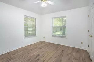 1423 S Howeth St, Gainesville, TX 76240 - Photo 31