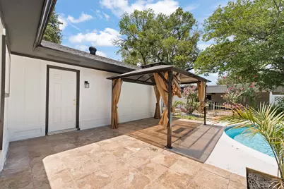 202 Roaring Springs Drive, Joshua, TX 76058 - Photo 17