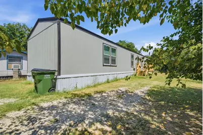 1108 SW 24, Mineral Wells, TX 76067 - Photo 1