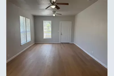 1005 Dodson Street, Gainesville, TX 76240 - Photo 1
