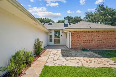 4203 Meadow Ridge Drive, Carrollton, TX 75010 - Photo 21