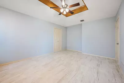4203 Meadow Ridge Drive, Carrollton, TX 75010 - Photo 13