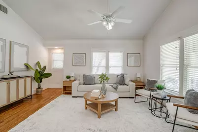 2700 College Avenue, Fort Worth, TX 76110 - Photo 5