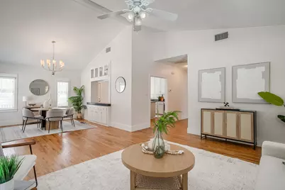 2700 College Avenue, Fort Worth, TX 76110 - Photo 5