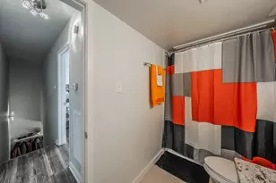 12816 Midway Rd, Dallas, TX 75244 - Photo 17