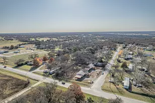101 Kelly Ct, Azle, TX 76020 - Photo 29