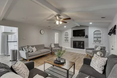 5825 Hillcroft Street, Dallas, TX 75227 - Photo 11