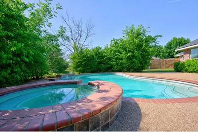 213 Diamond Oaks Drive, Hudson Oaks, TX 76087 - Photo 9