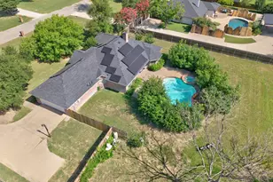 213 Diamond Oaks Dr, Hudson Oaks, TX 76087 - Photo 3