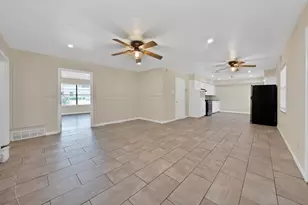 8533 Blossom Ln, Dallas, TX 75227 - Photo 23