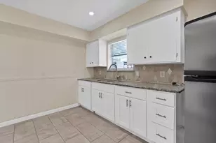 8533 Blossom Ln, Dallas, TX 75227 - Photo 27