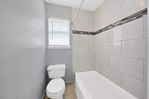 8533 Blossom Ln, Dallas, TX 75227 - Photo 17