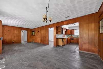 926 SE 5th Street, Grand Prairie, TX 75051 - Photo 9