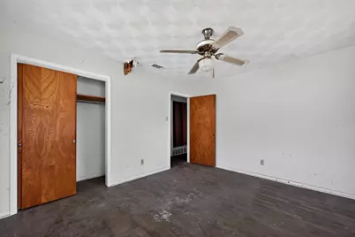 926 SE 5th Street, Grand Prairie, TX 75051 - Photo 25